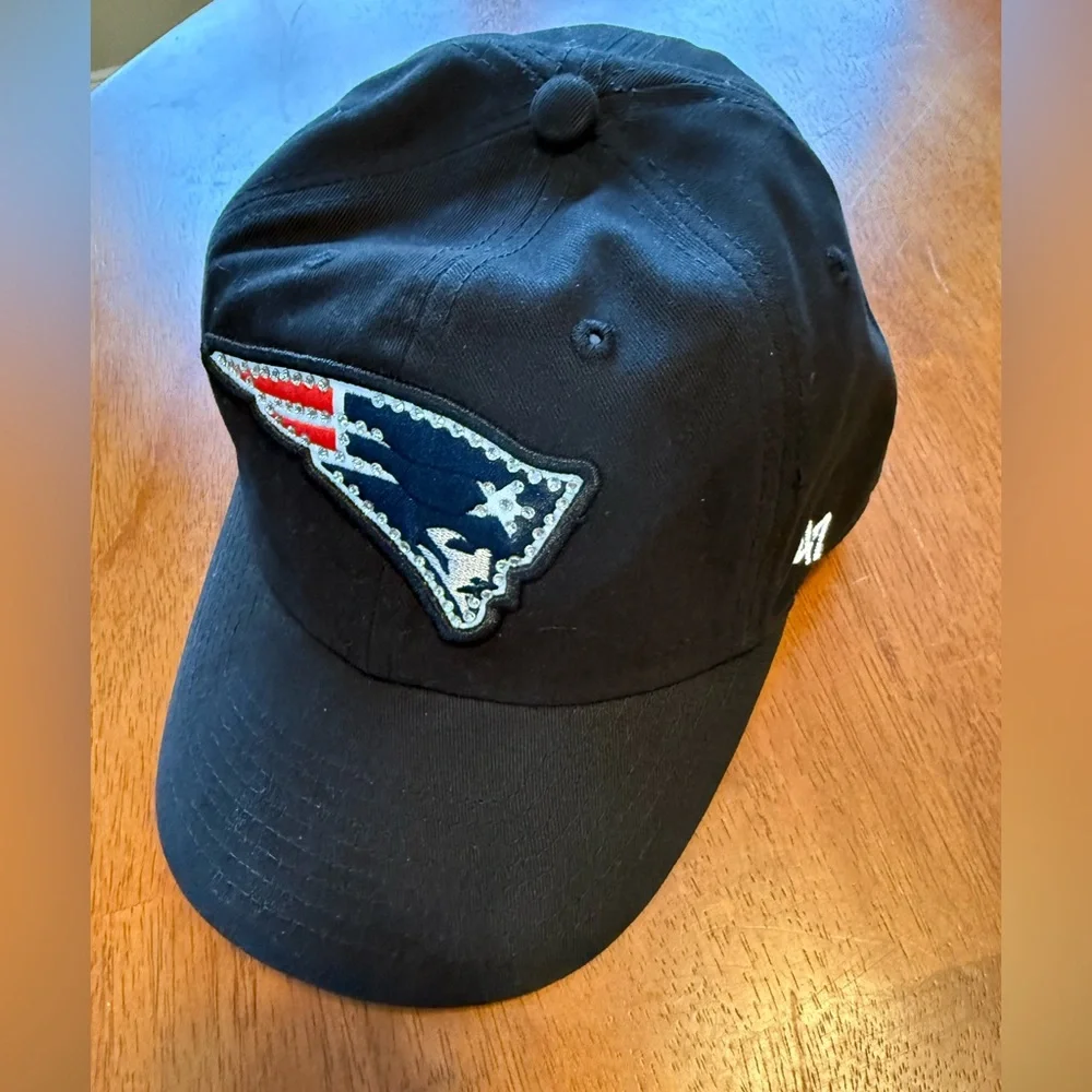 NWT 47 Brand New England Patriots Rhinestone Embroidered Logo Blue OS